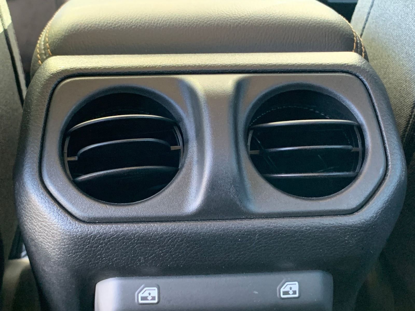 Thumbnail: 2025 Jeep Wrangler - 23