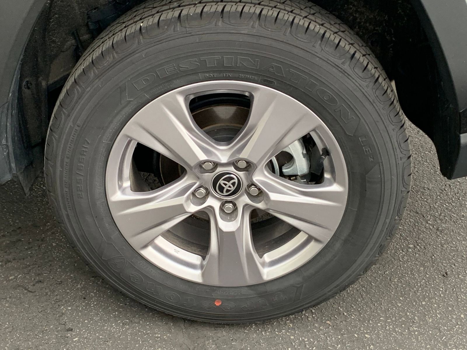 Thumbnail: 2025 Toyota RAV4 - 30