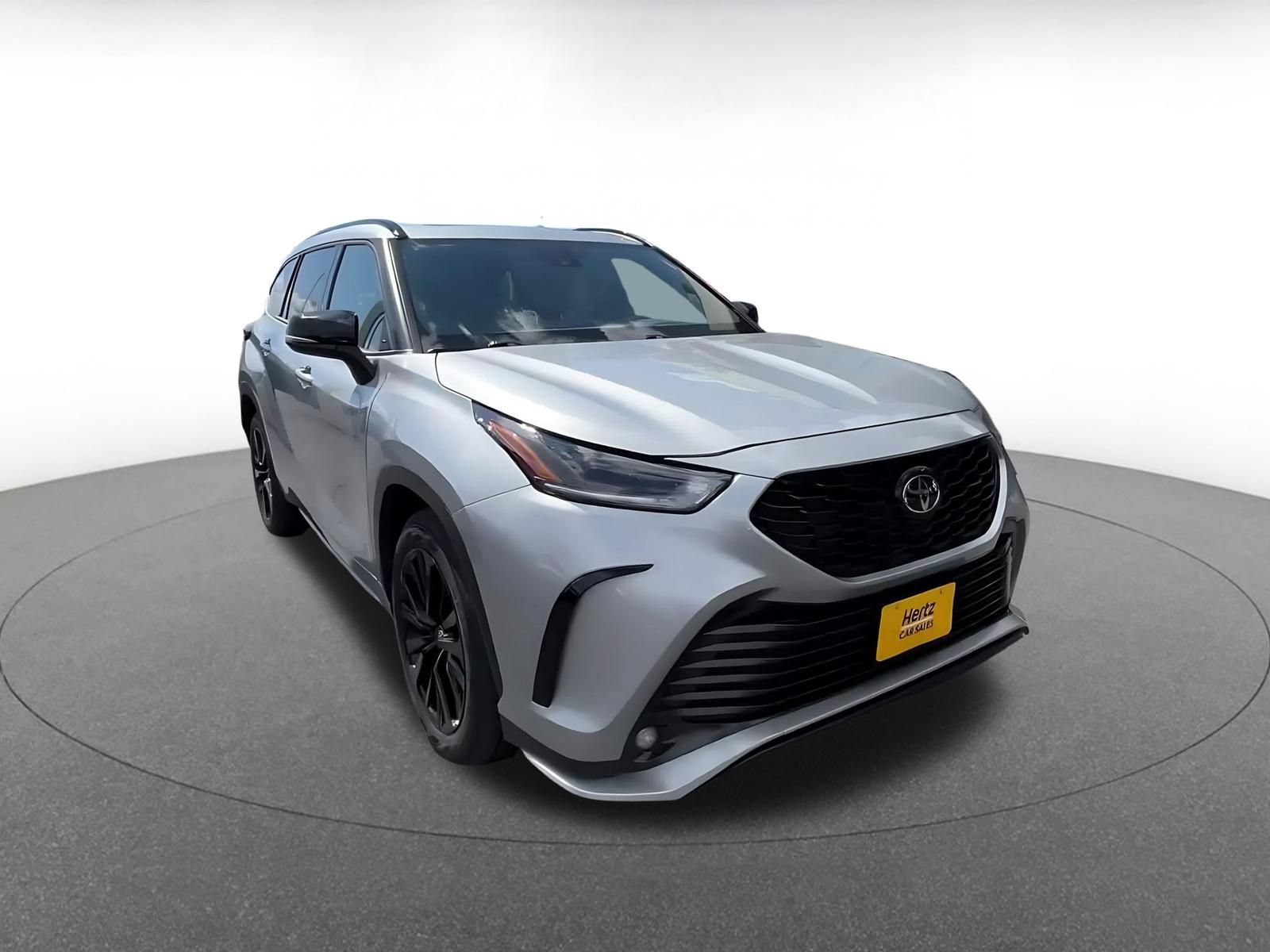 Thumbnail: 2025 Toyota Highlander - 3