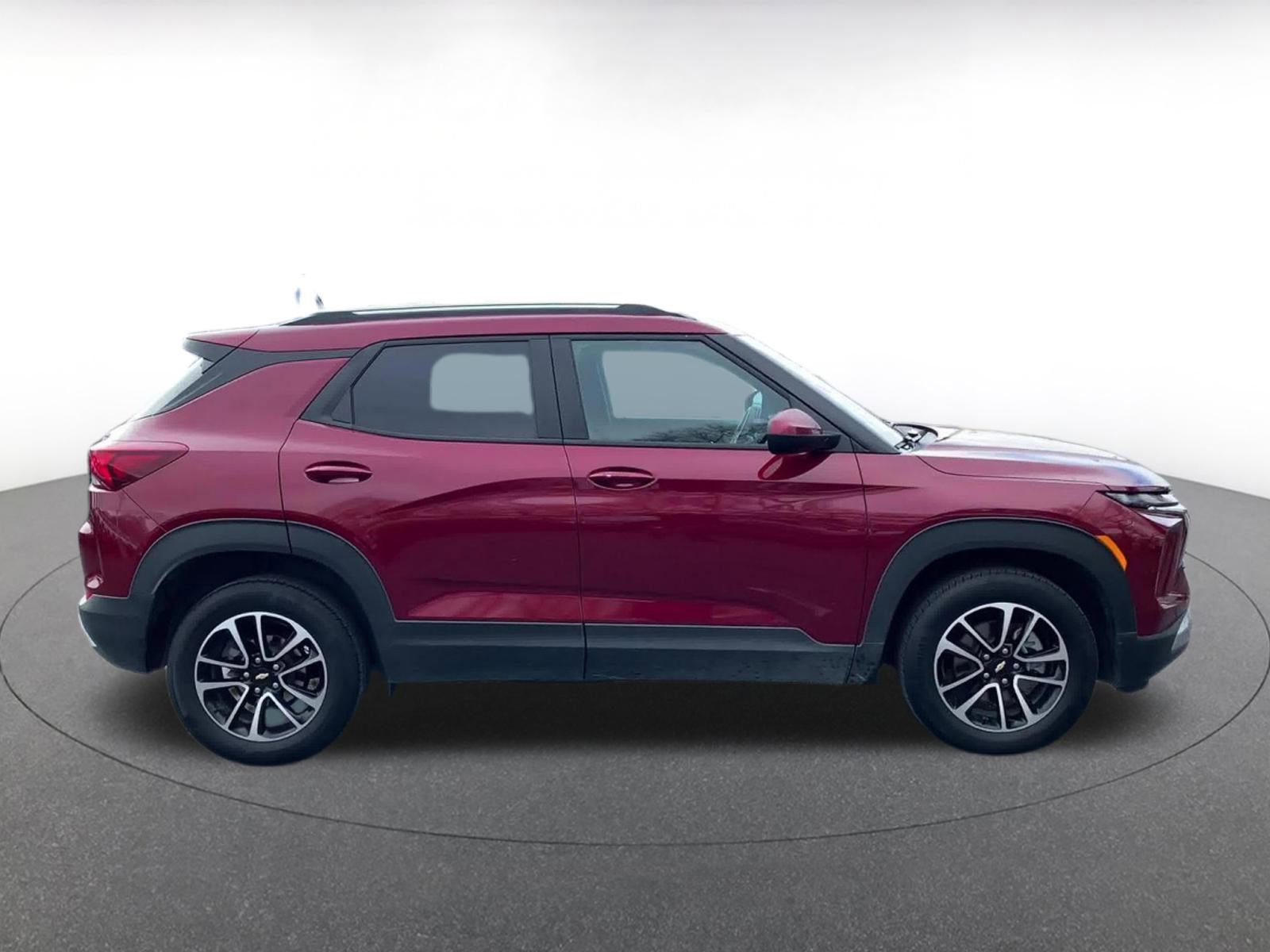 Thumbnail: 2025 Chevrolet TrailBlazer - 16