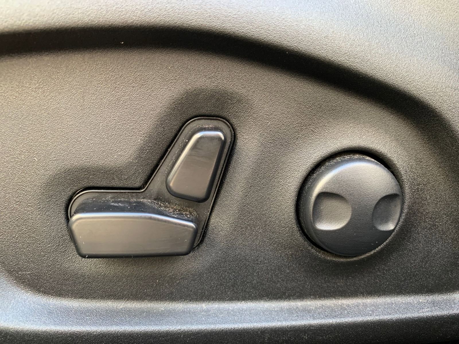 Thumbnail: 2025 Jeep Compass - 23