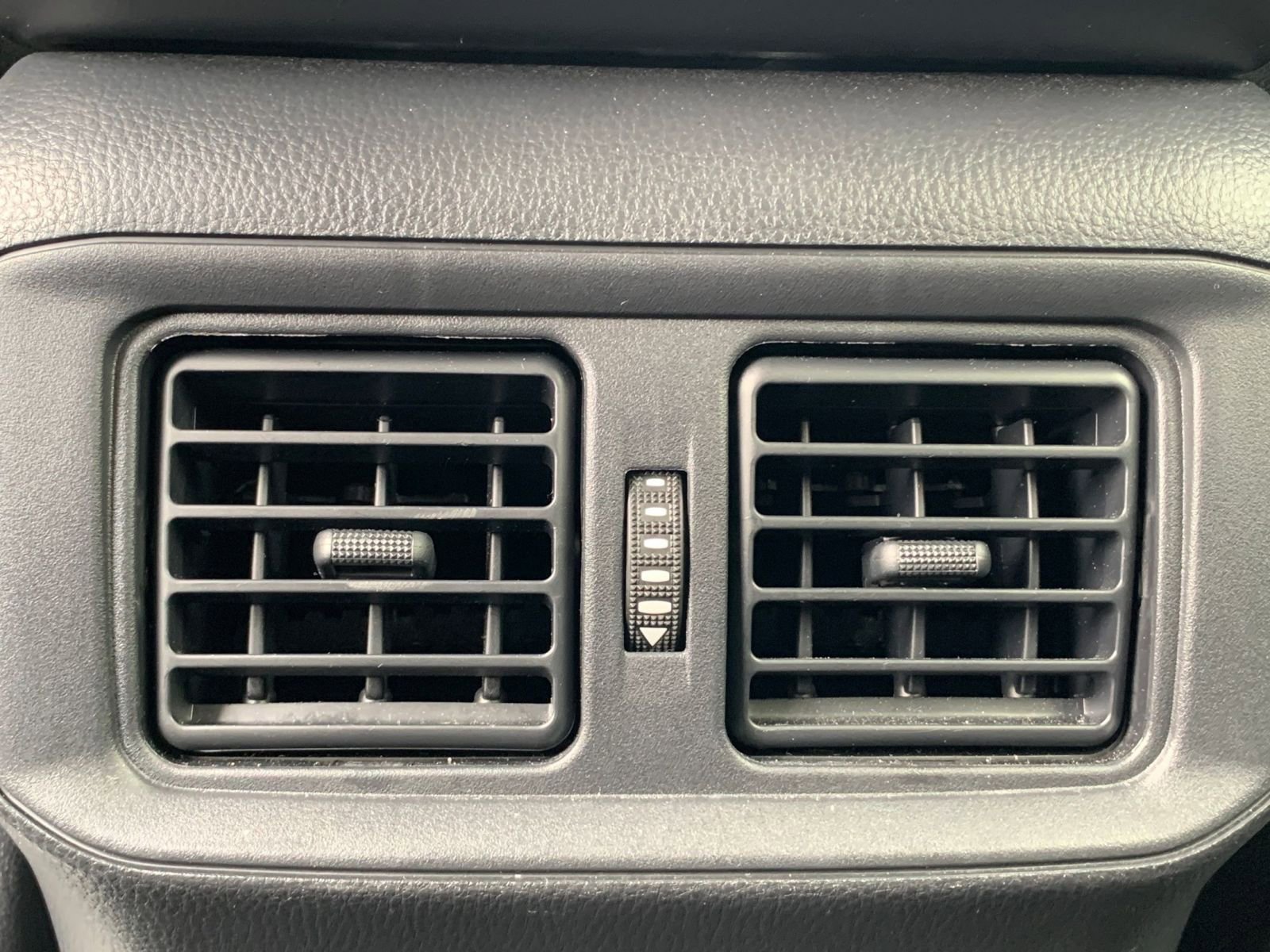 Thumbnail: 2025 Toyota RAV4 - 24