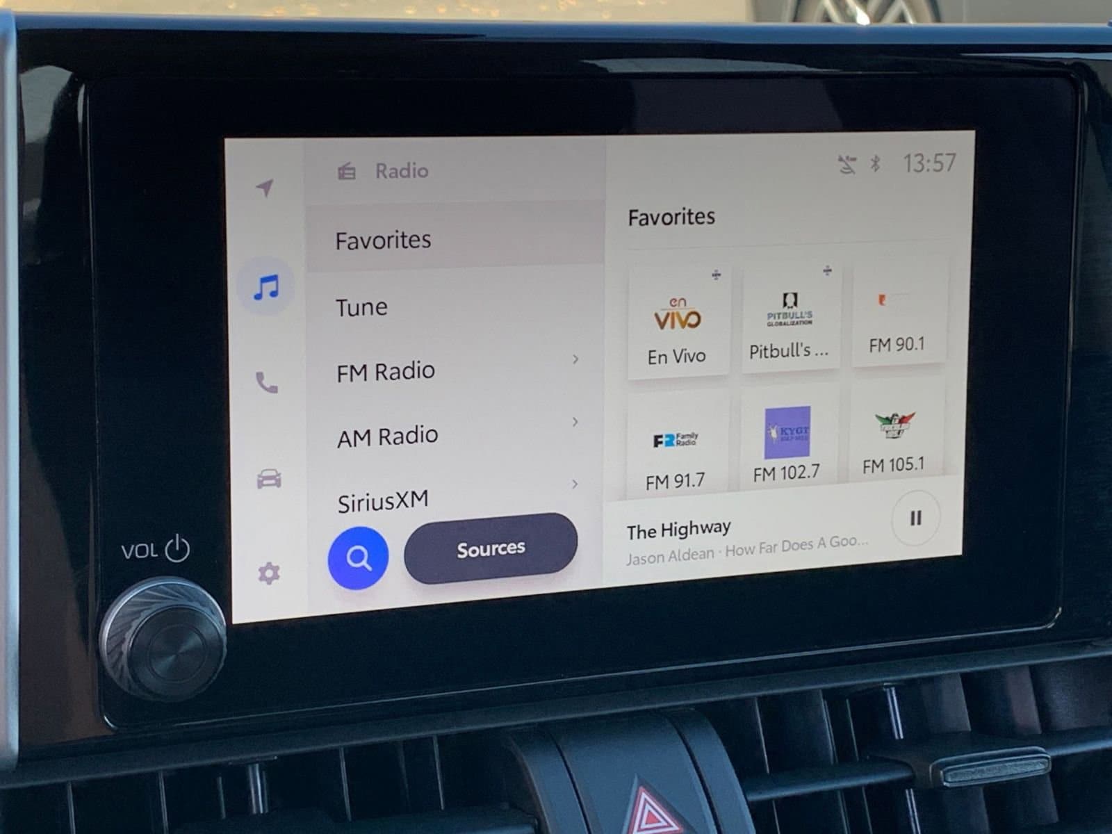 Thumbnail: 2025 Toyota RAV4 - 21