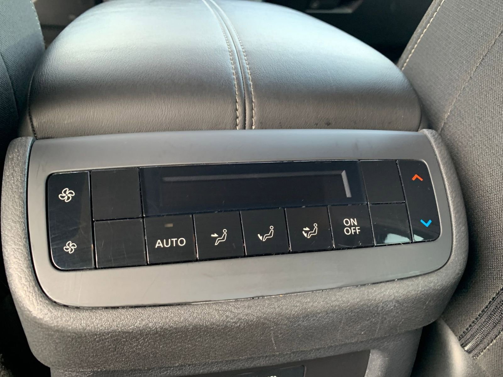 Thumbnail: 2025 Nissan Pathfinder - 27