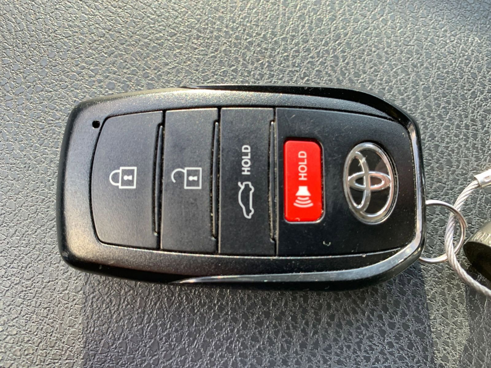 Thumbnail: 2025 Toyota Camry - 22