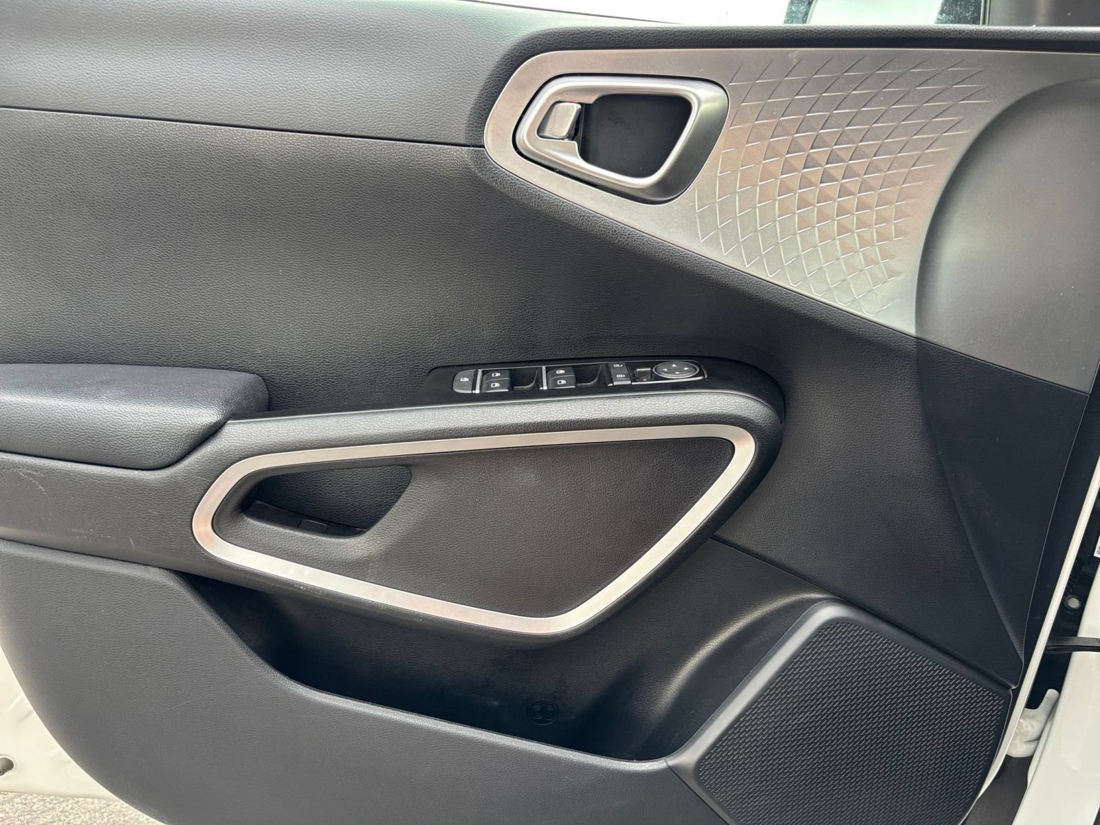 Thumbnail: 2025 Kia Soul - 18