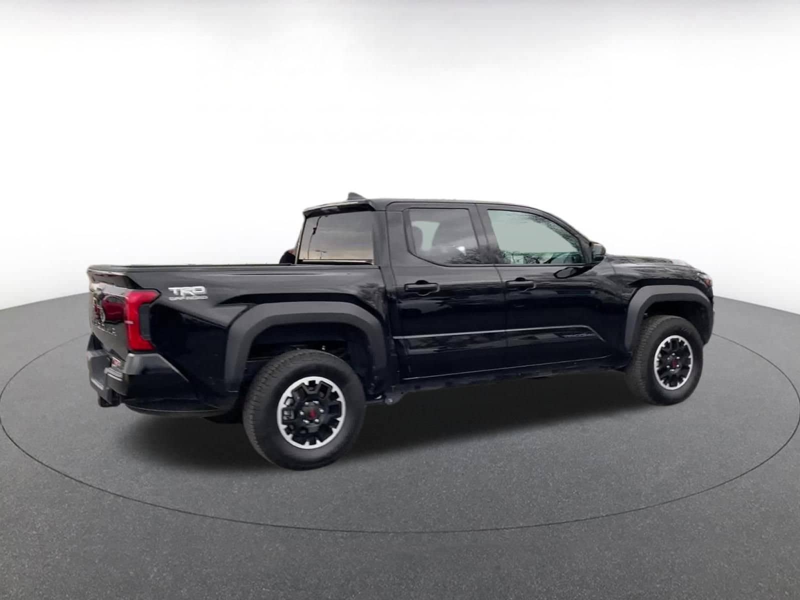 Thumbnail: 2025 Toyota Tacoma - 15
