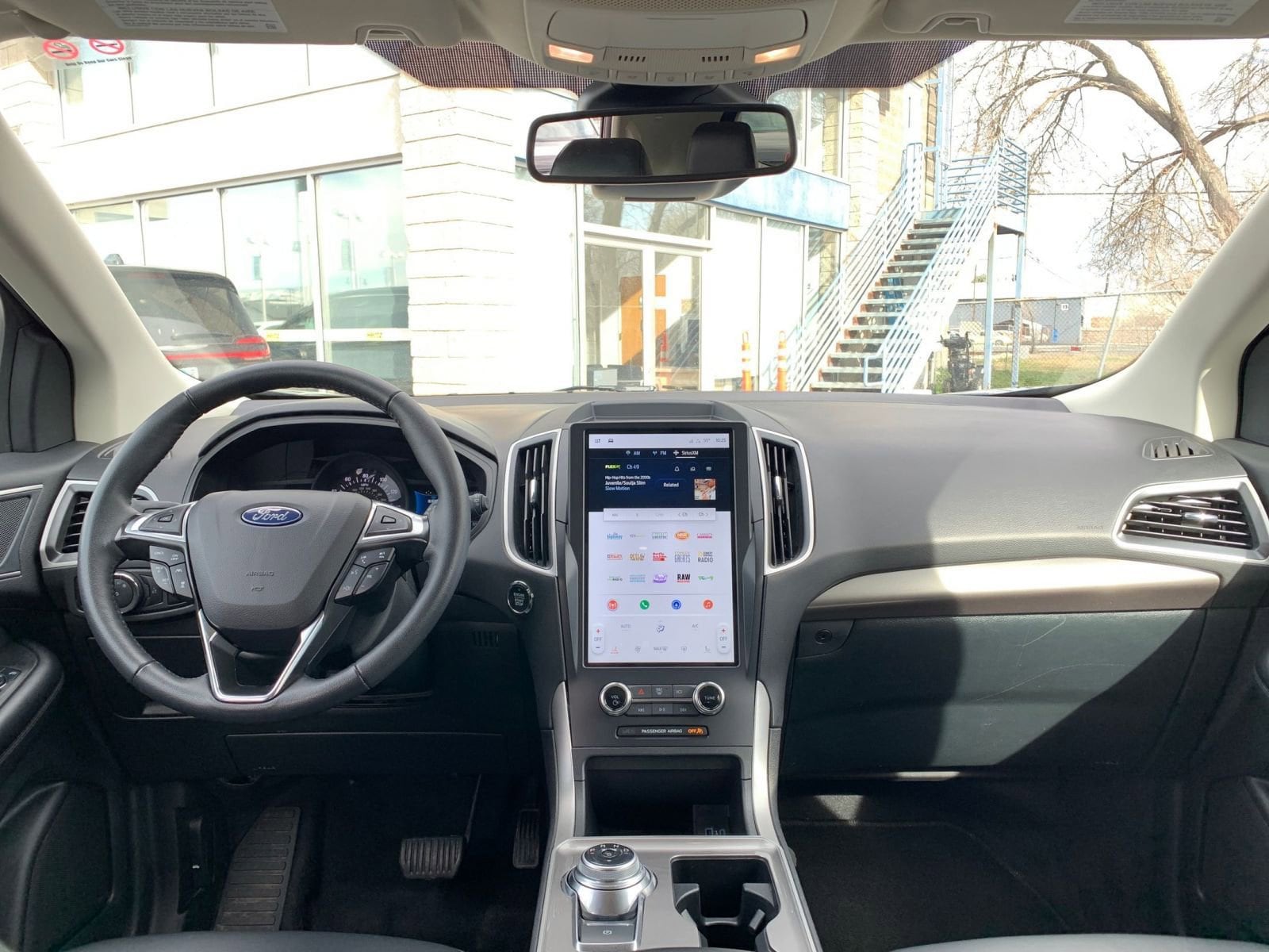 2024 Ford Edge SEL 33