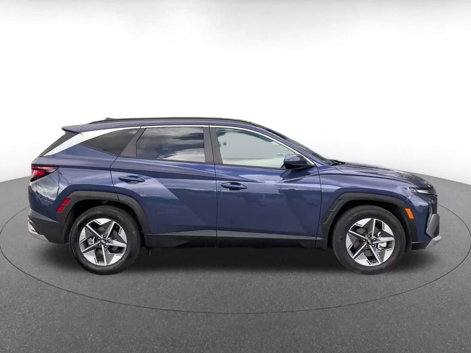 Thumbnail: 2025 Hyundai Tucson - 16