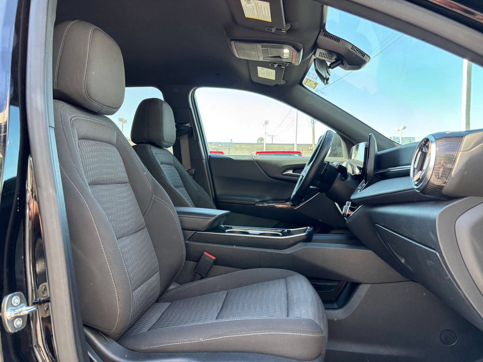 Thumbnail: 2025 Chevrolet Equinox - 33