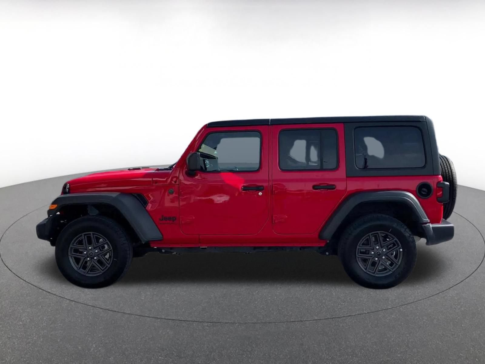 Thumbnail: 2025 Jeep Wrangler - 8