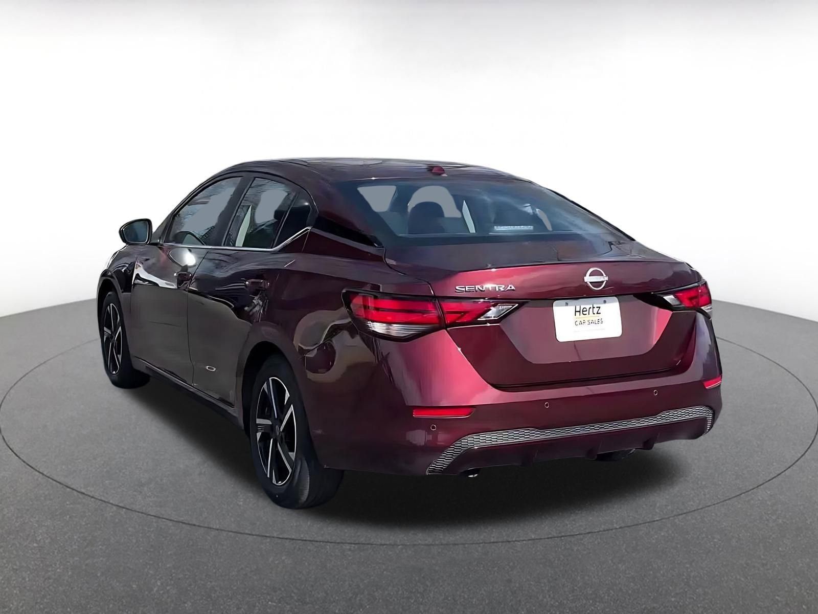 Thumbnail: 2025 Nissan Sentra - 11