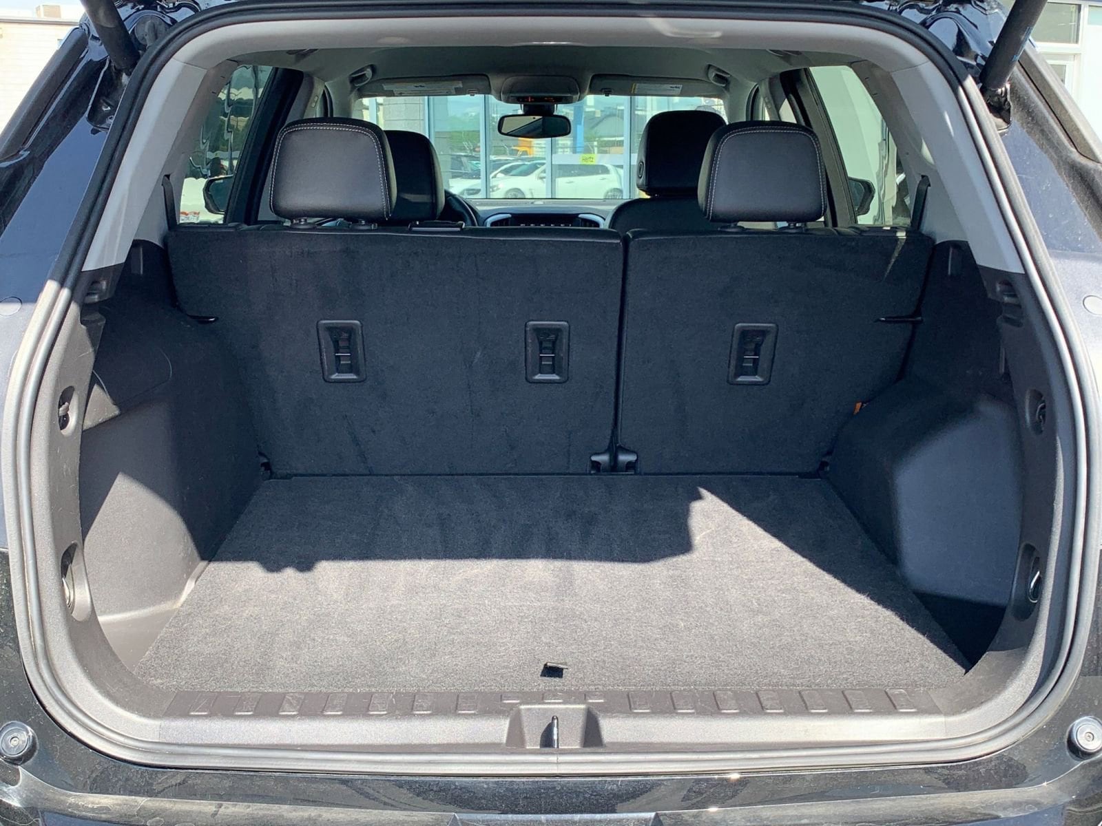 Thumbnail: 2024 GMC Terrain - 31