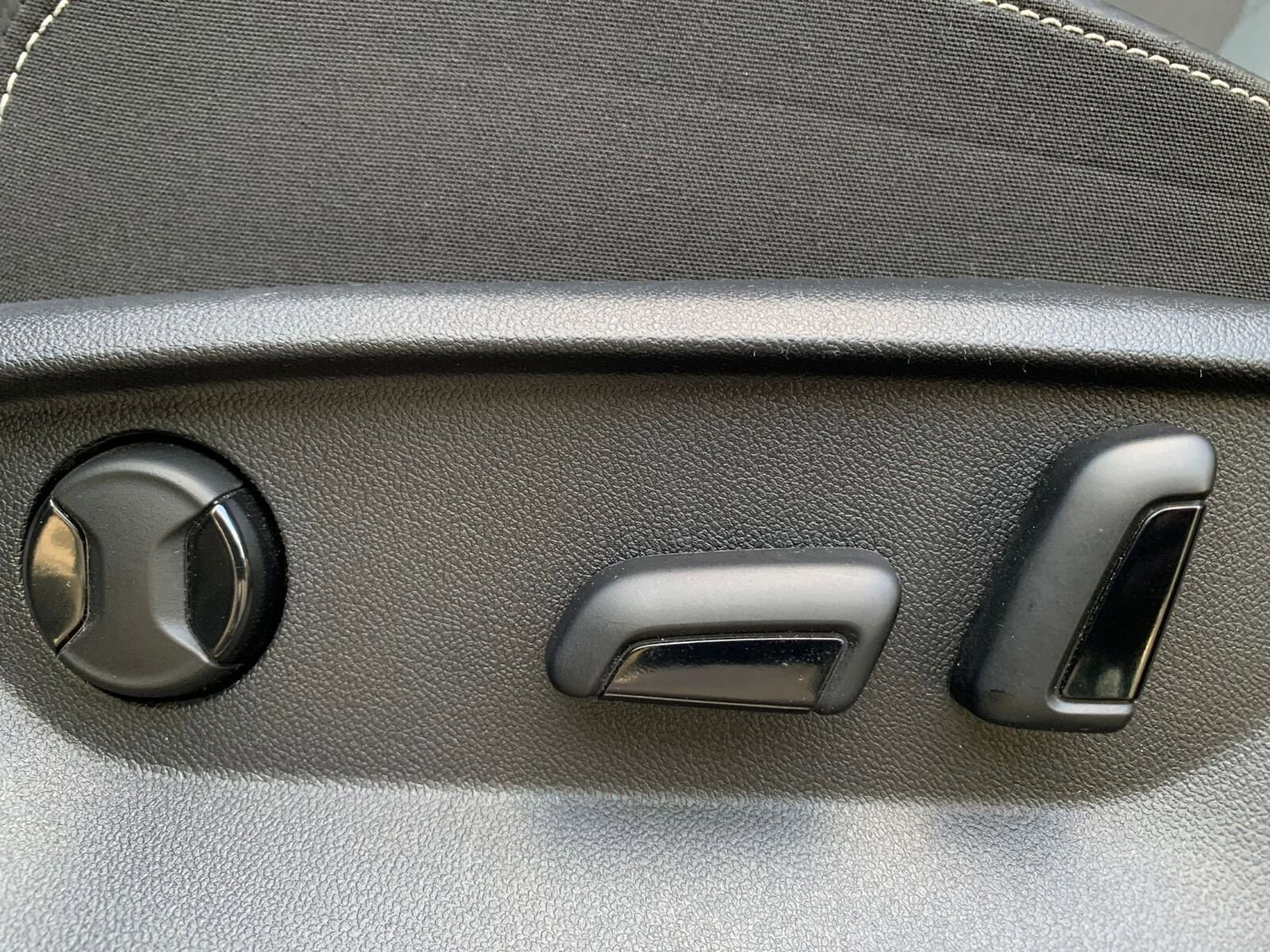 Thumbnail: 2025 Volkswagen Atlas - 23