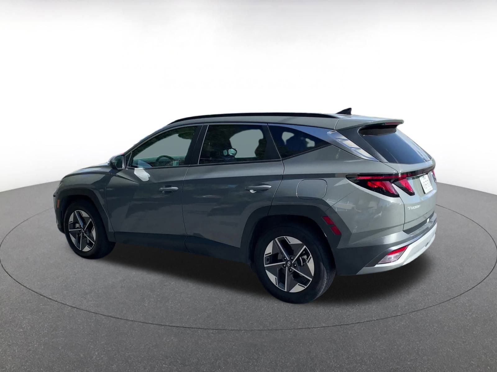 Thumbnail: 2025 Hyundai Tucson - 10