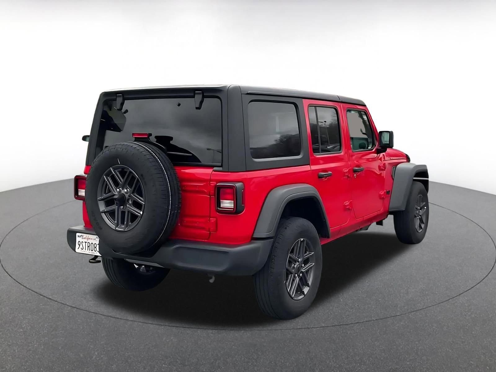 Thumbnail: 2025 Jeep Wrangler - 14