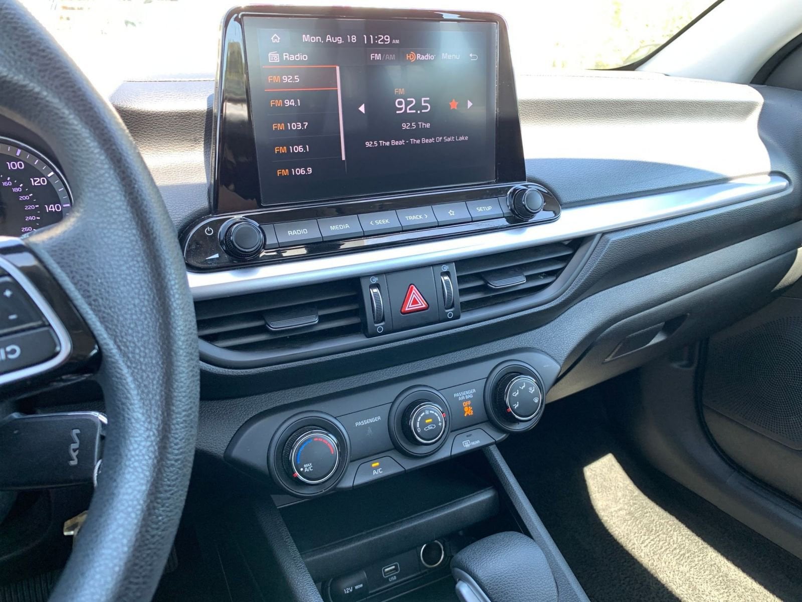 Thumbnail: 2023 Kia Forte - 18