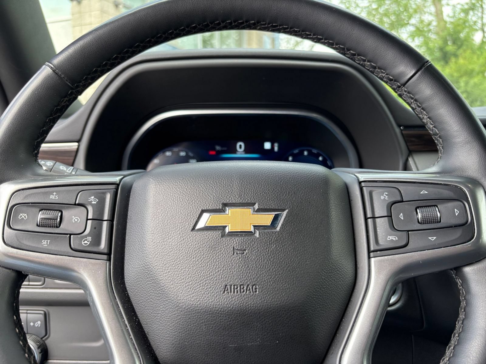 Thumbnail: 2023 Chevrolet Tahoe - 29