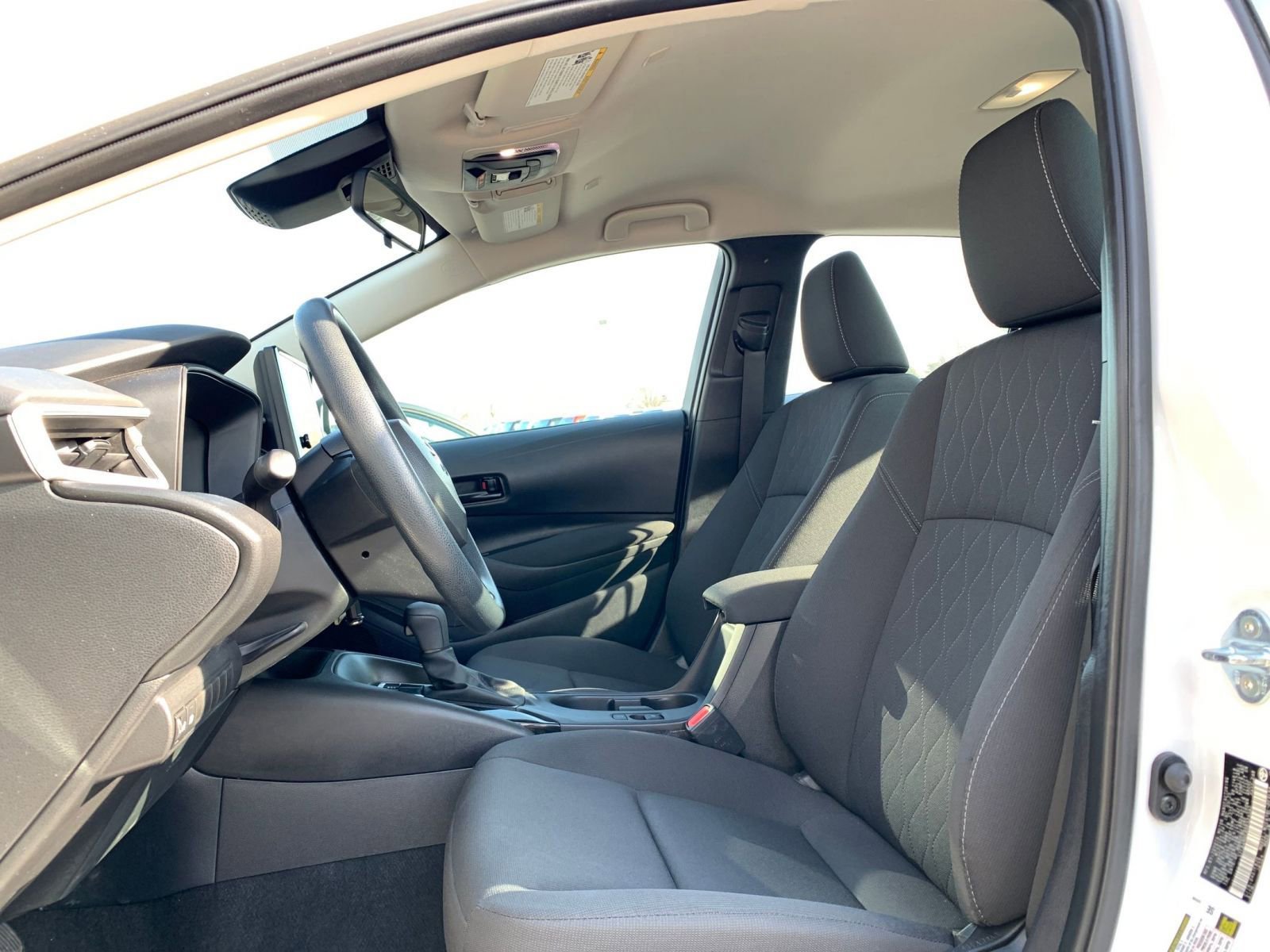 Thumbnail: 2025 Toyota Corolla - 24