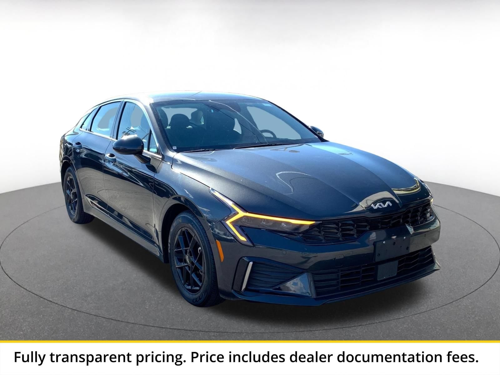 Thumbnail: 2025 Kia K5 - 1