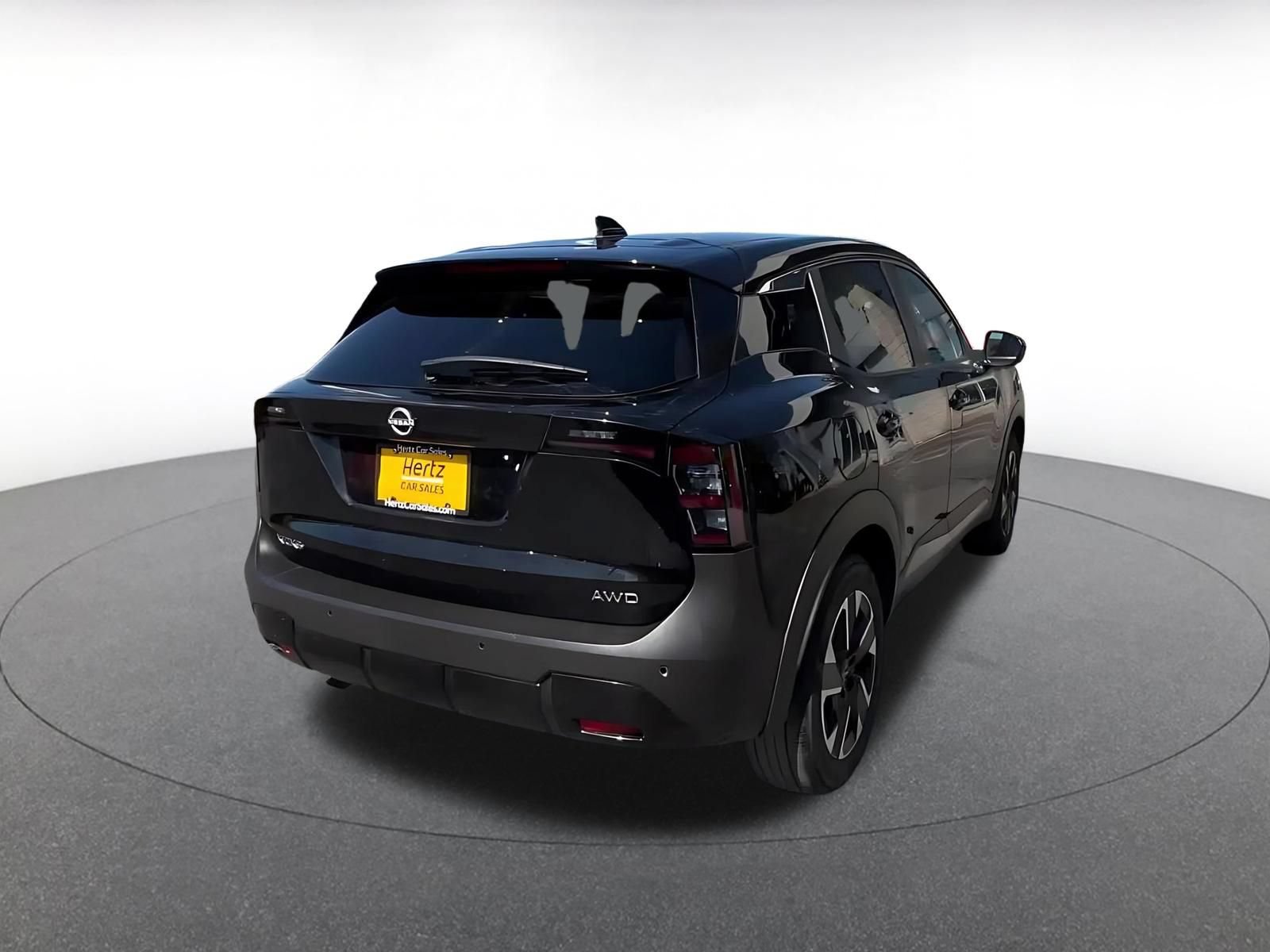 Thumbnail: 2025 Nissan Kicks - 15