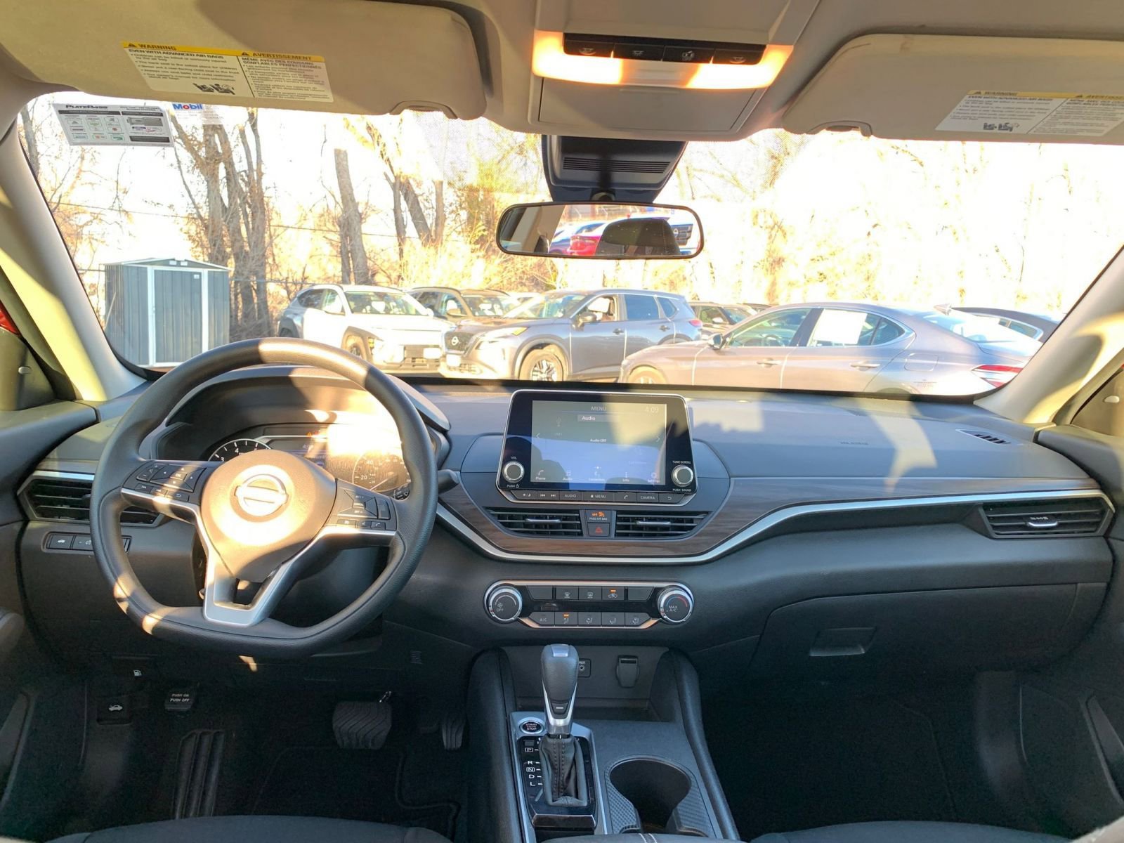 Thumbnail: 2025 Nissan Altima - 32