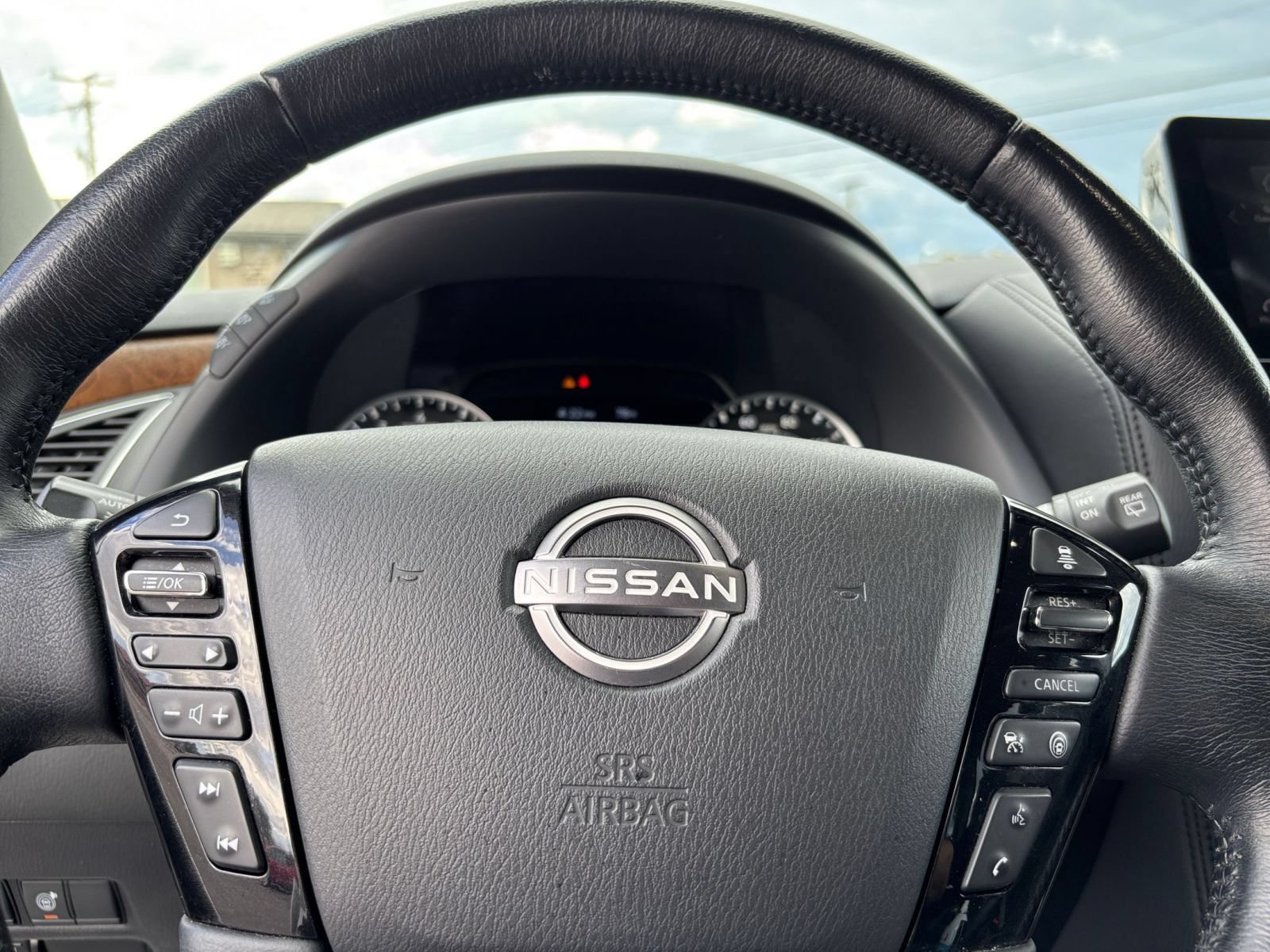 Thumbnail: 2023 Nissan Armada - 30