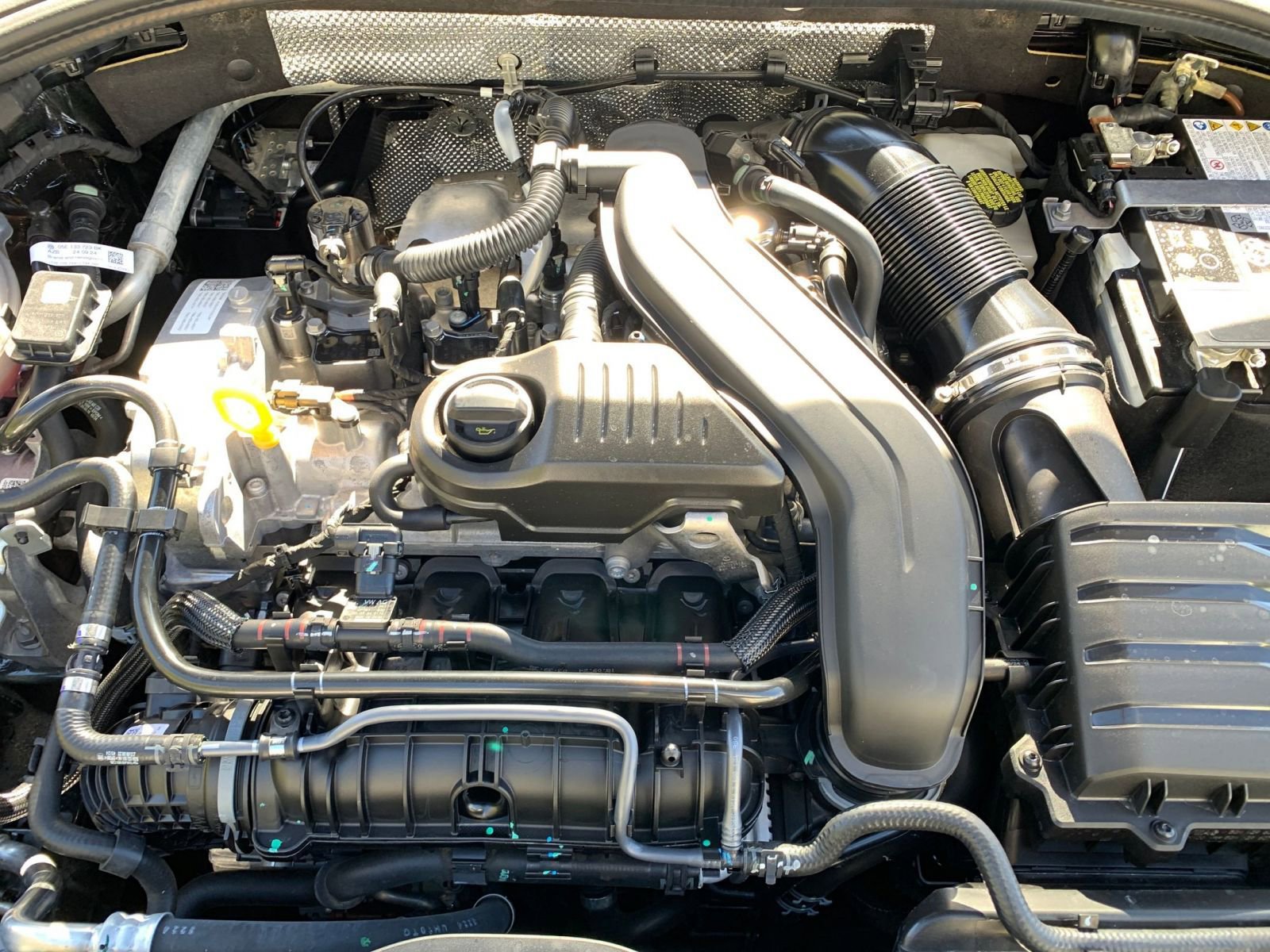 Thumbnail: 2025 Volkswagen Jetta - 31