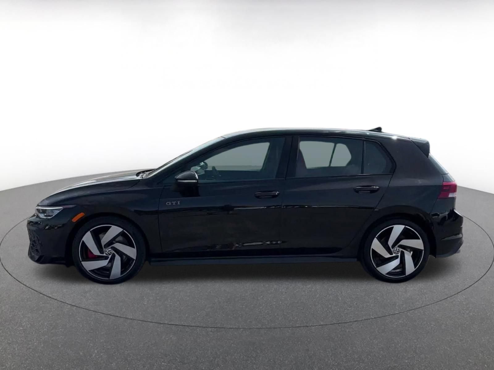 Thumbnail: 2026 Volkswagen Golf - 8