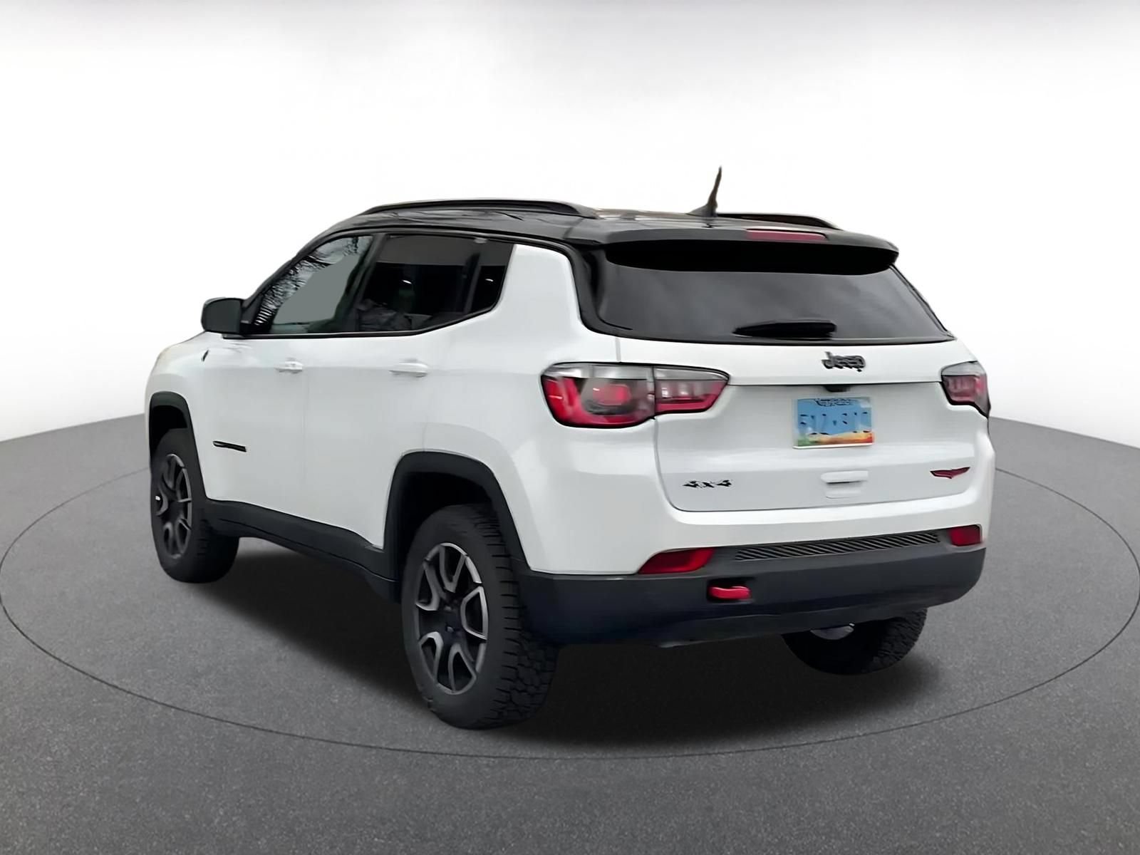 Thumbnail: 2025 Jeep Compass - 9