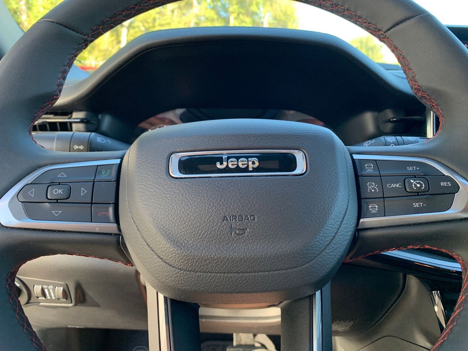 Thumbnail: 2025 Jeep Compass - 27