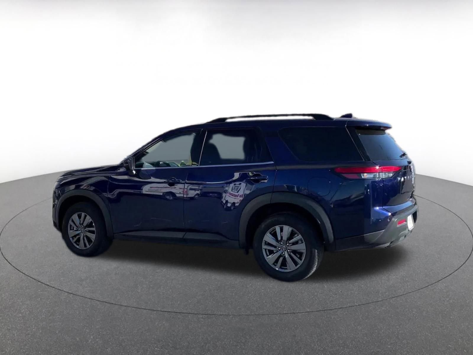 Thumbnail: 2025 Nissan Pathfinder - 10