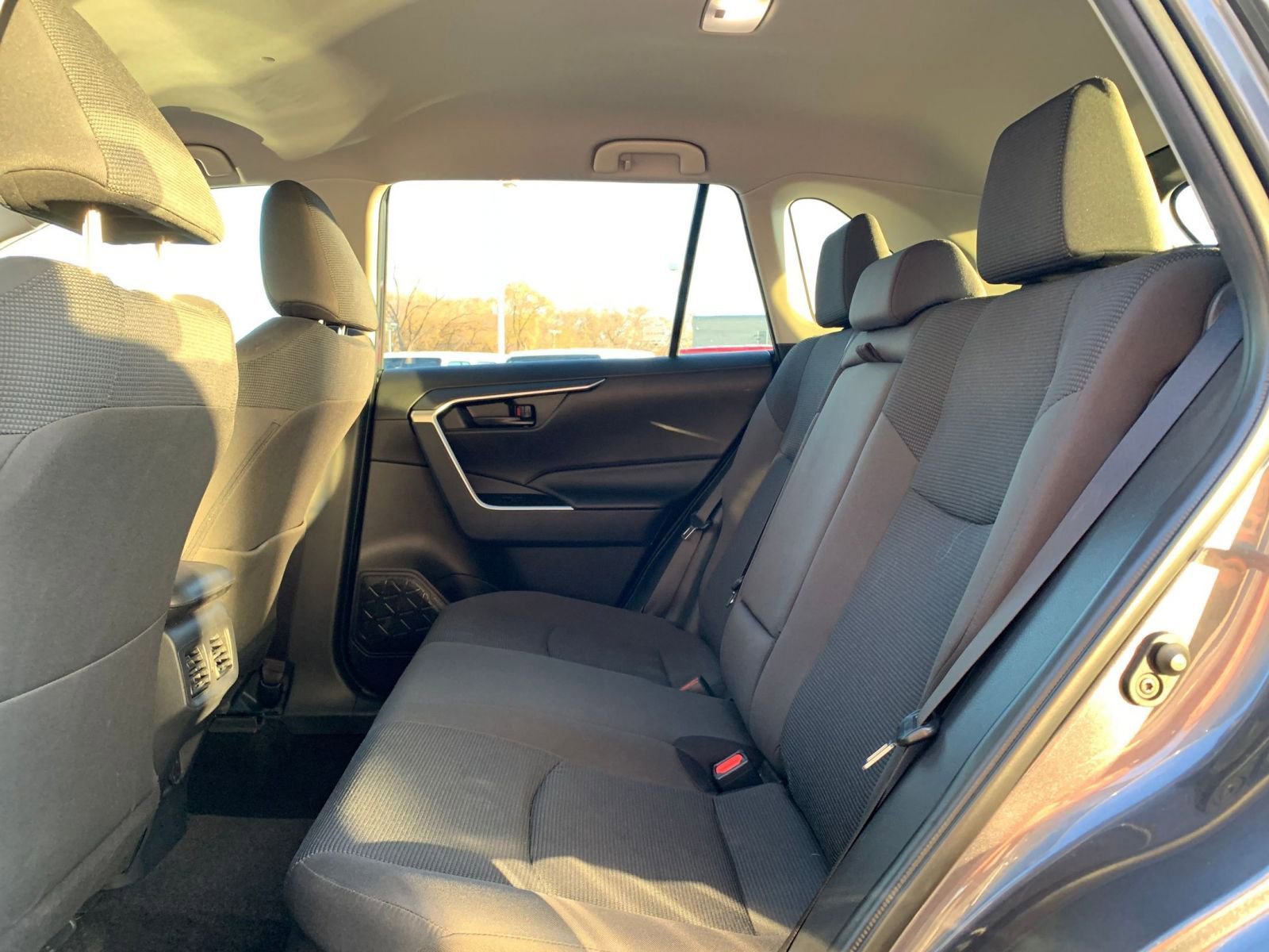 Thumbnail: 2025 Toyota RAV4 - 24