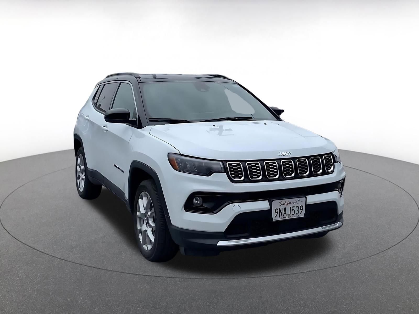 Thumbnail: 2025 Jeep Compass - 3