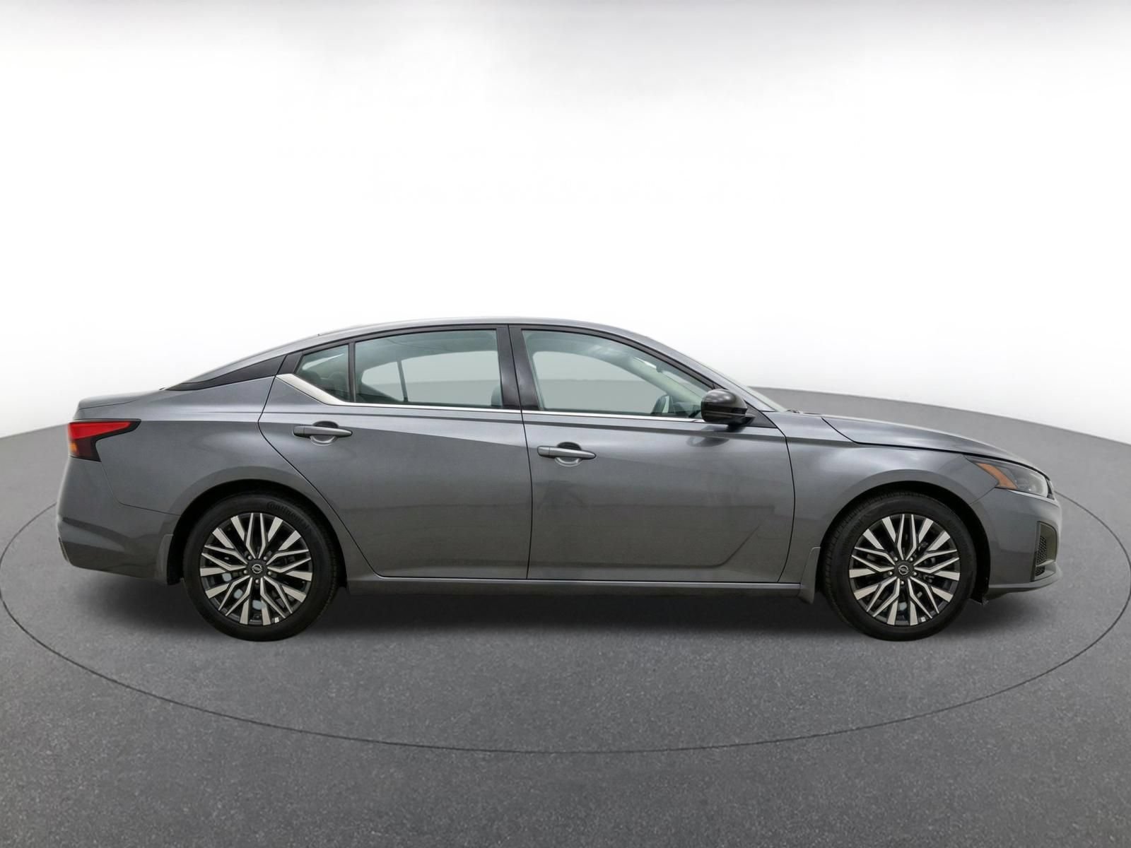 Thumbnail: 2025 Nissan Altima - 10