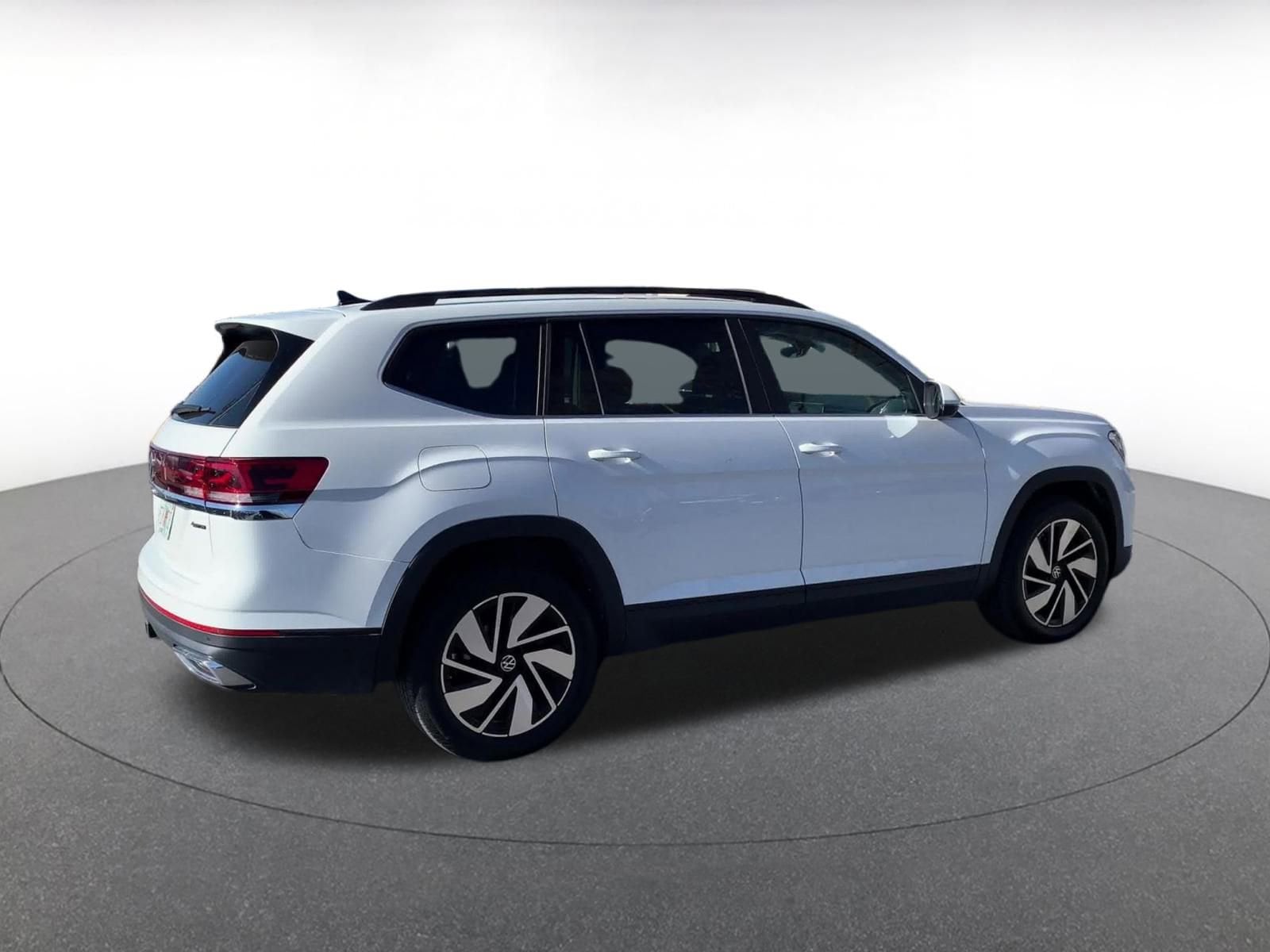 Thumbnail: 2024 Volkswagen Atlas - 15