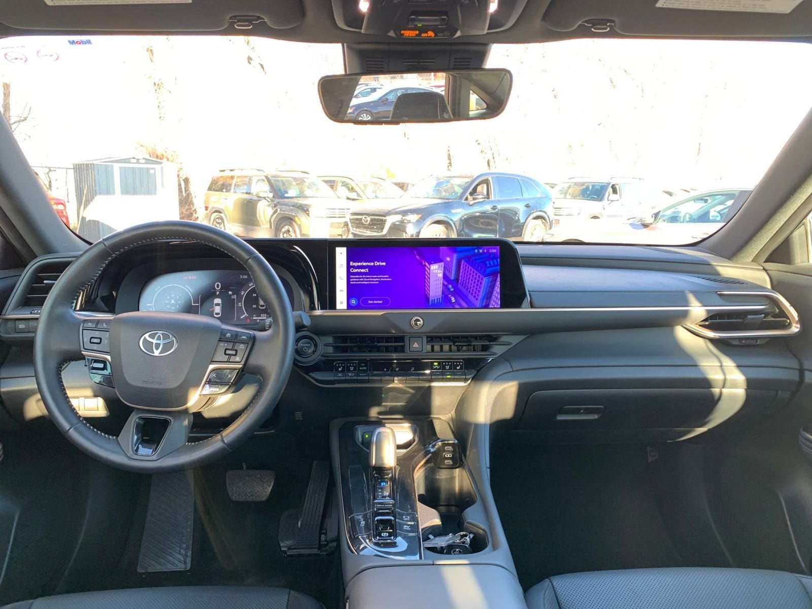 Thumbnail: 2025 Toyota Crown - 33