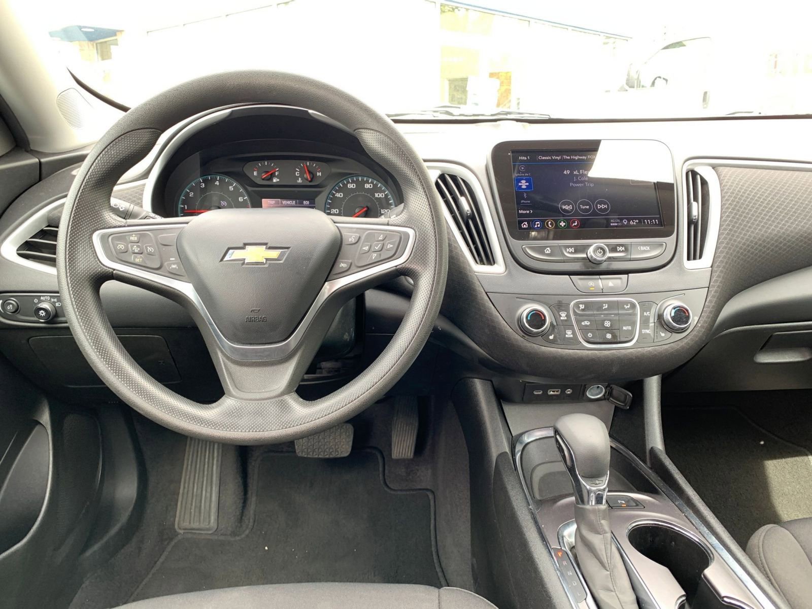 Thumbnail: 2023 Chevrolet Malibu - 33