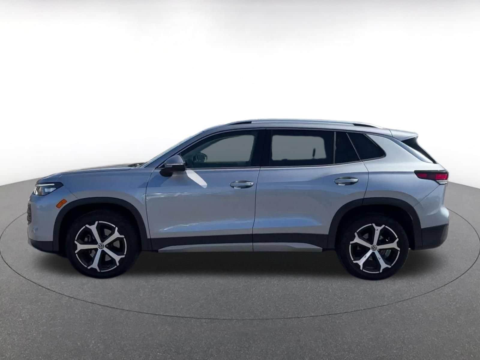 Thumbnail: 2026 Volkswagen Tiguan - 8