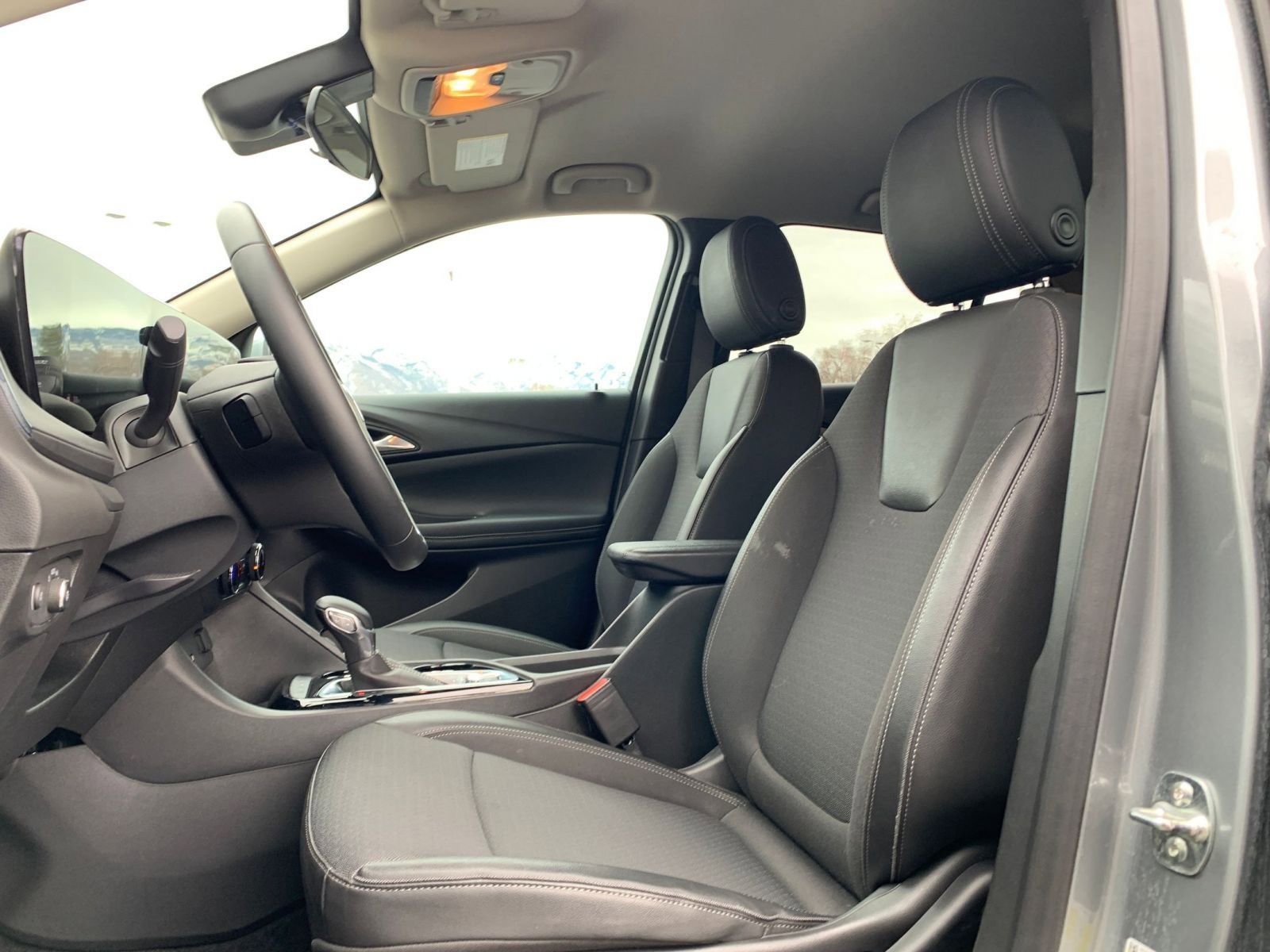 Thumbnail: 2025 Buick Encore GX - 25