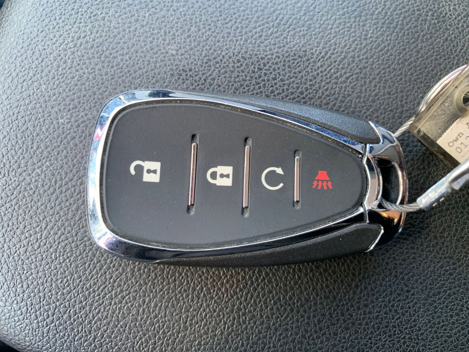 Thumbnail: 2025 Chevrolet Trax - 23