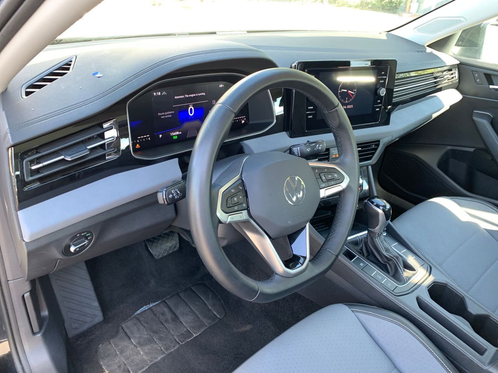 Thumbnail: 2025 Volkswagen Jetta - 33