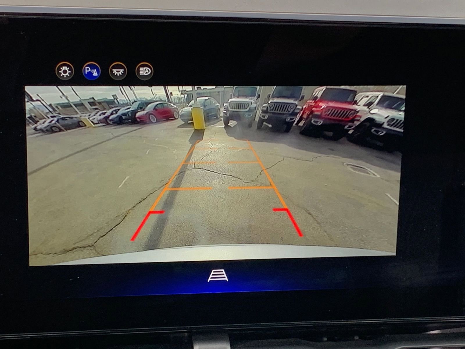 Thumbnail: 2025 Chevrolet Equinox - 17