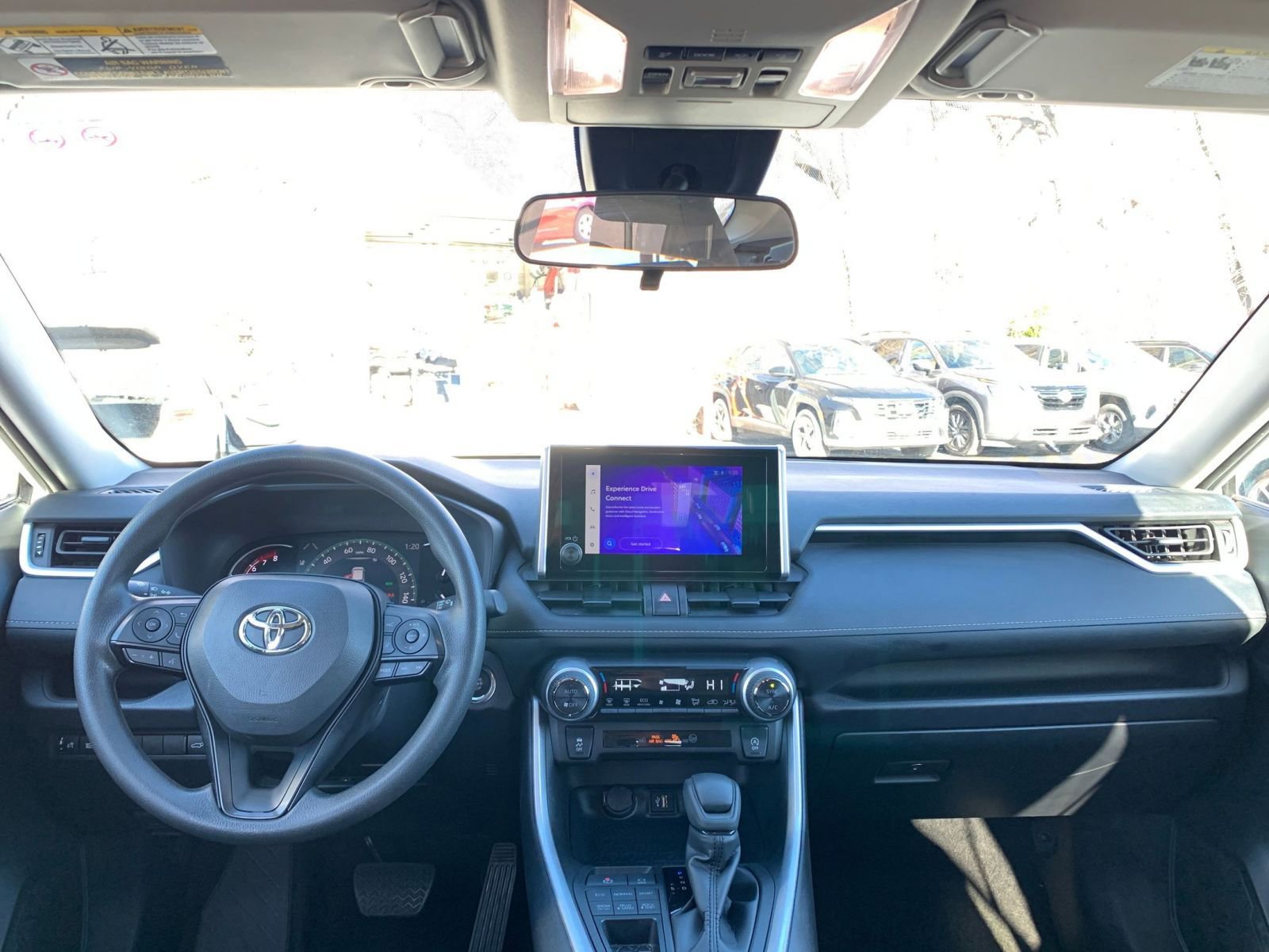 Thumbnail: 2025 Toyota RAV4 - 35