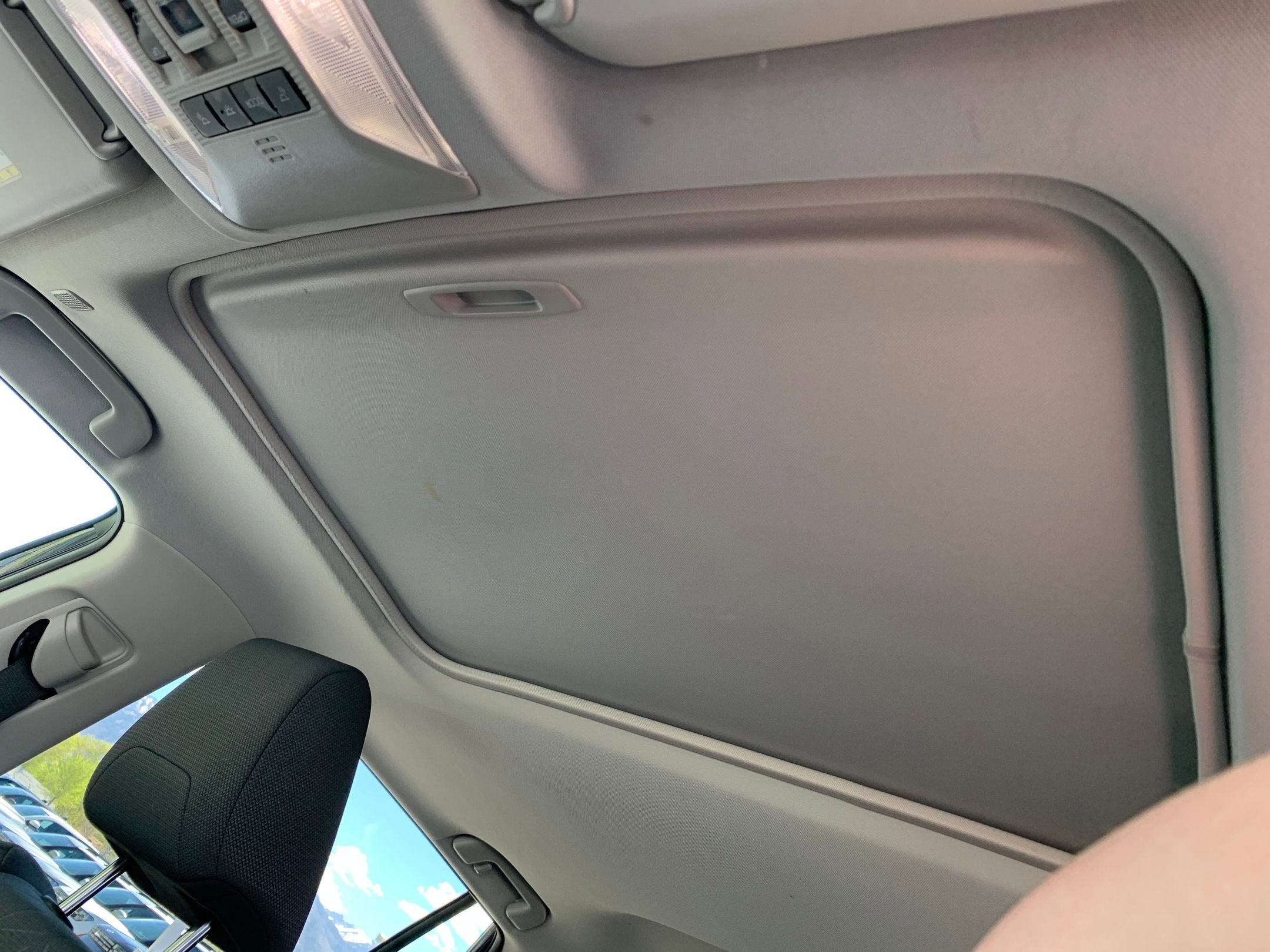 Thumbnail: 2025 Toyota RAV4 - 30