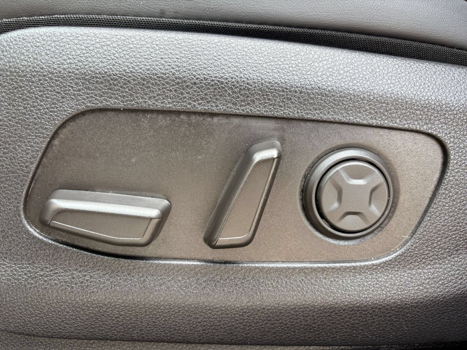 Thumbnail: 2026 Kia Carnival - 22