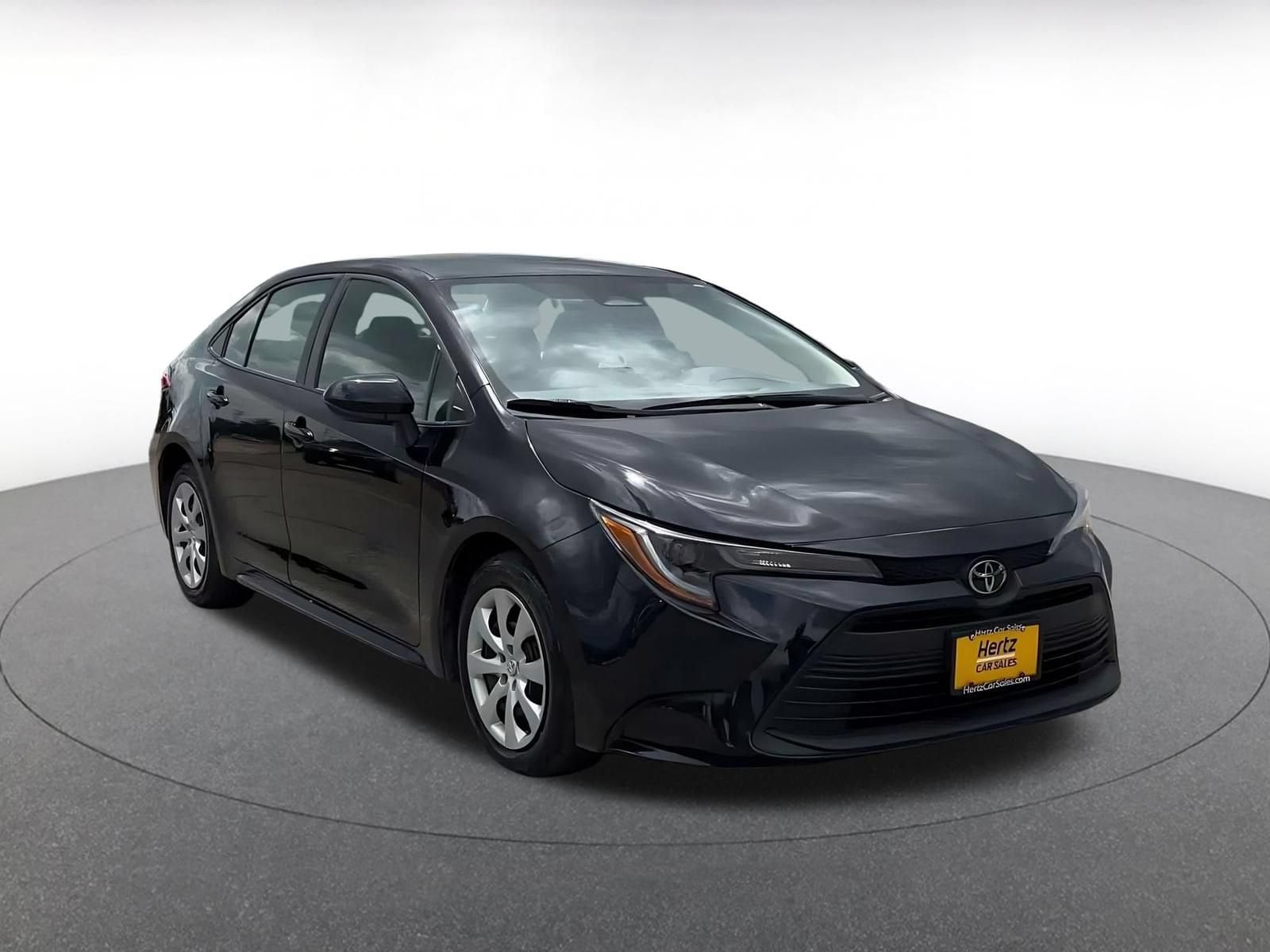 Thumbnail: 2025 Toyota Corolla - 3