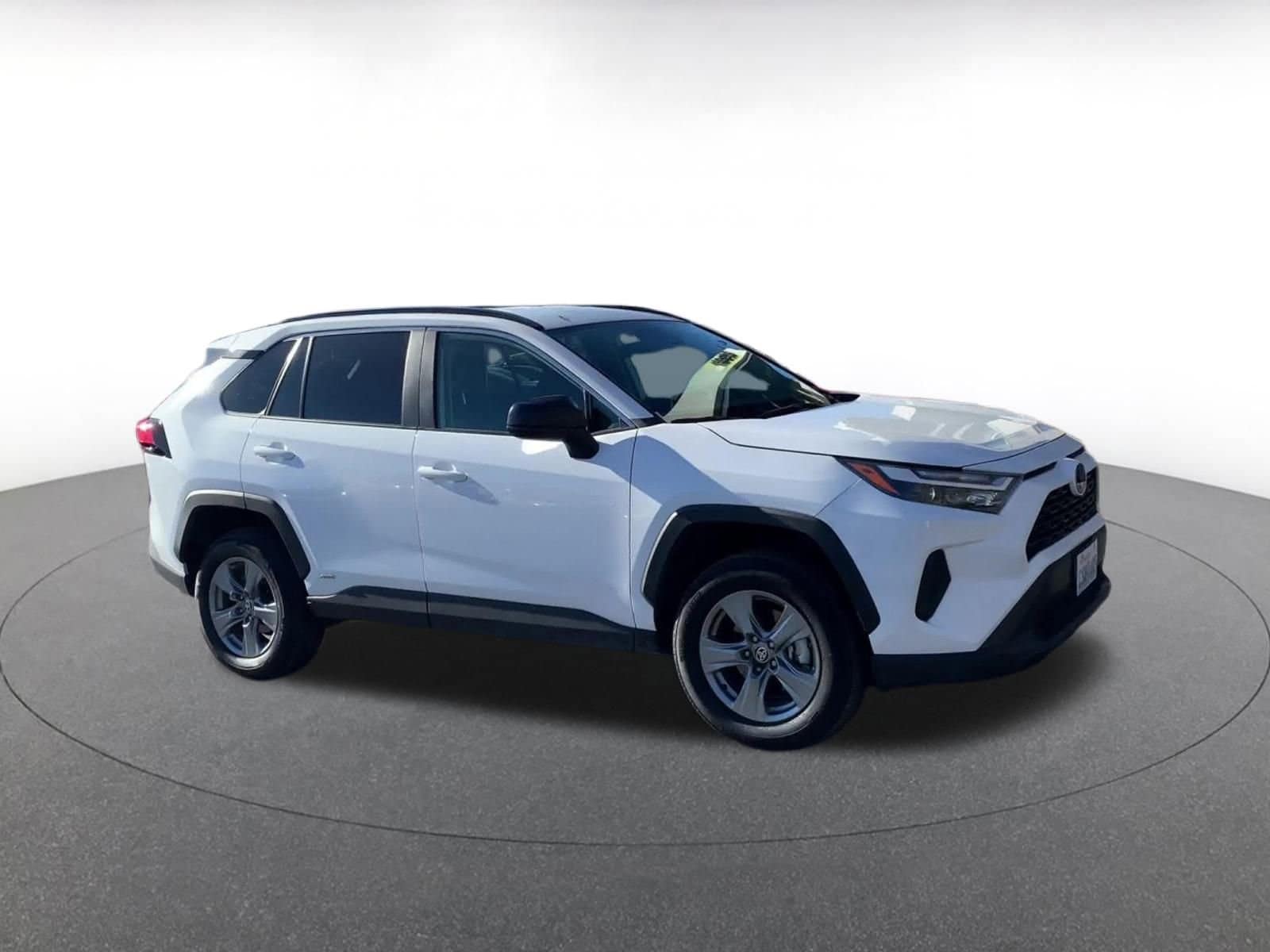 Thumbnail: 2025 Toyota RAV4 - 2