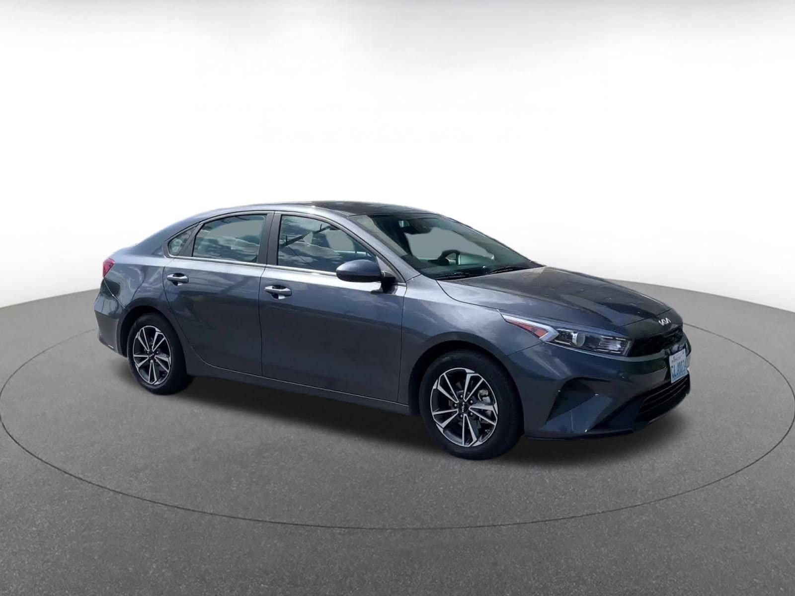 Thumbnail: 2024 Kia Forte - 2