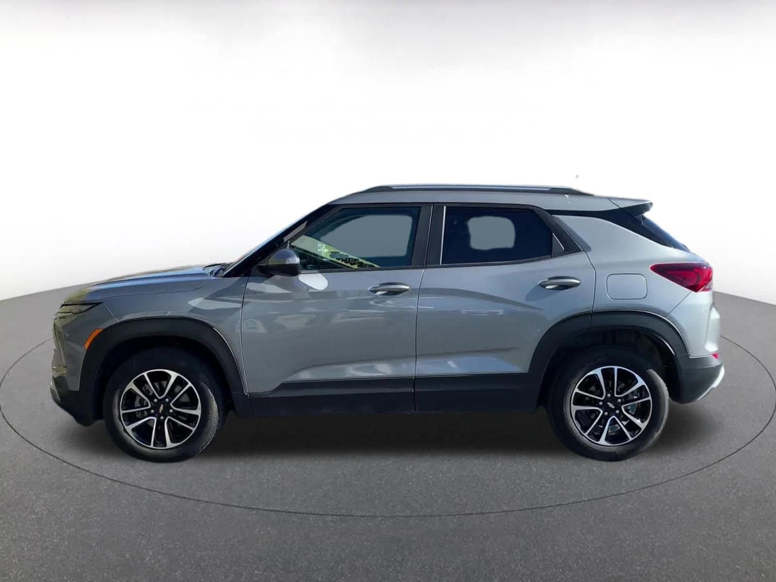 Thumbnail: 2025 Chevrolet TrailBlazer - 9